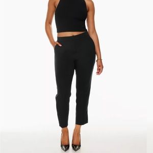 Babaton - Black Linen Conan Capris - US 0